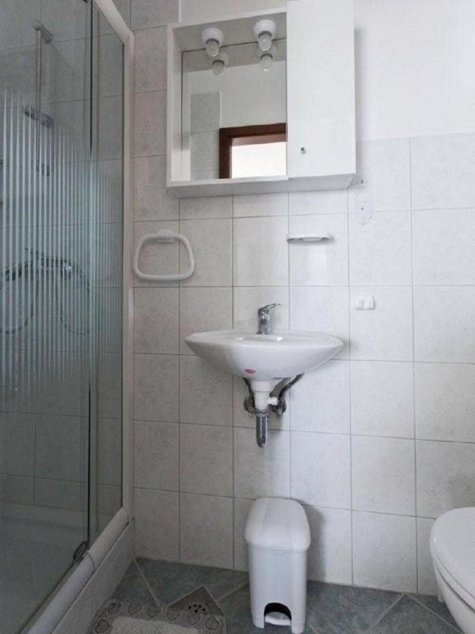 Apartments And Rooms Mirja-Parking Primošten Екстериор снимка