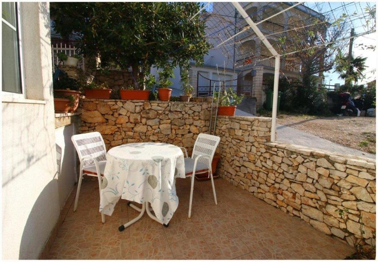 Apartments And Rooms Mirja-Parking Primošten Екстериор снимка